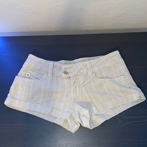 YMI Corduroy shorts☁️